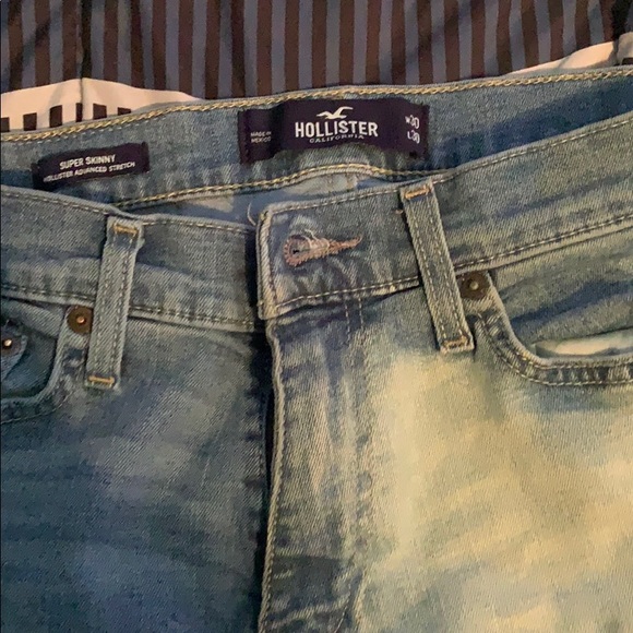 Hollister Super Skinny Half Blue-Half Ombré Jeans - Picture 2 of 3